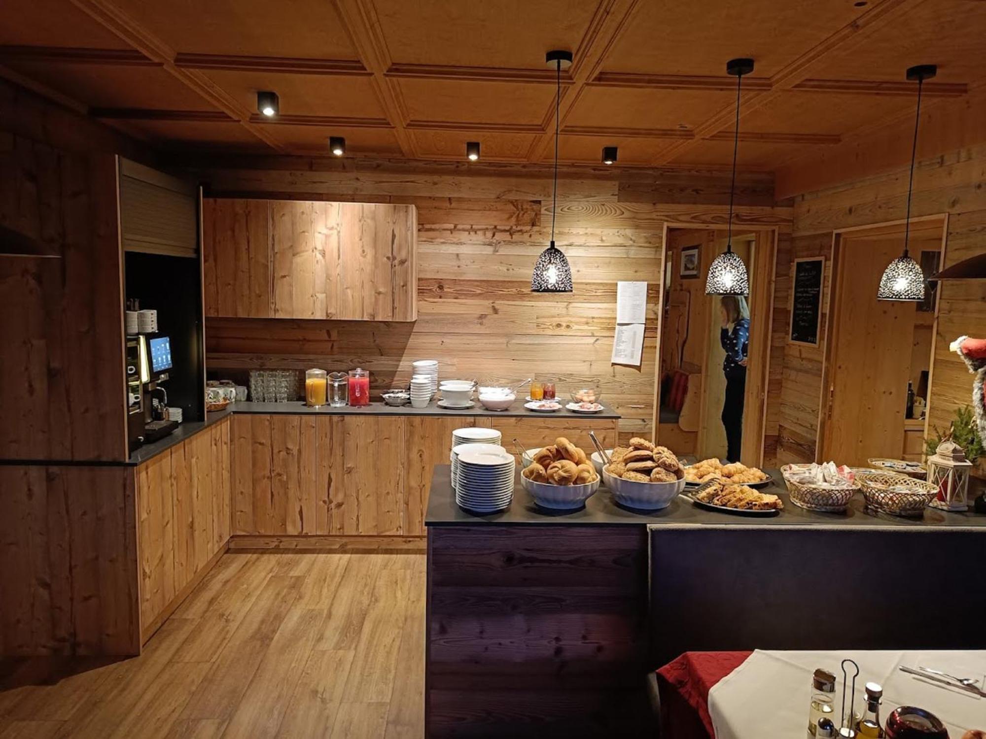 Chalet Frapes ซานมาร์ตีโน อิน บาร์เดีย ภายนอก รูปภาพ