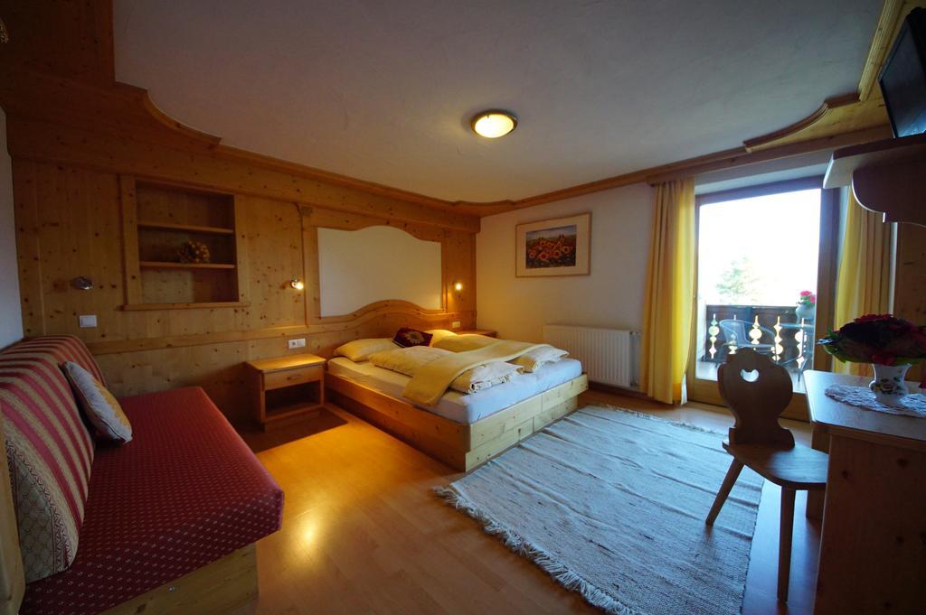 Chalet Frapes ซานมาร์ตีโน อิน บาร์เดีย ภายนอก รูปภาพ