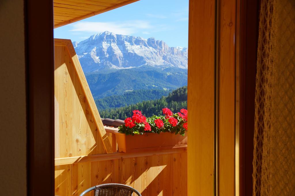 Chalet Frapes ซานมาร์ตีโน อิน บาร์เดีย ภายนอก รูปภาพ