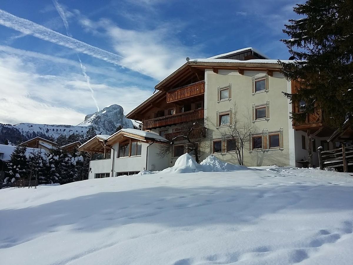 Chalet Frapes ซานมาร์ตีโน อิน บาร์เดีย ภายนอก รูปภาพ